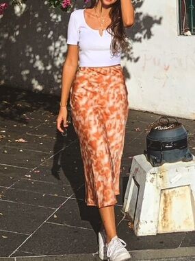 Forever 21 Orange and White Pencil Skirt